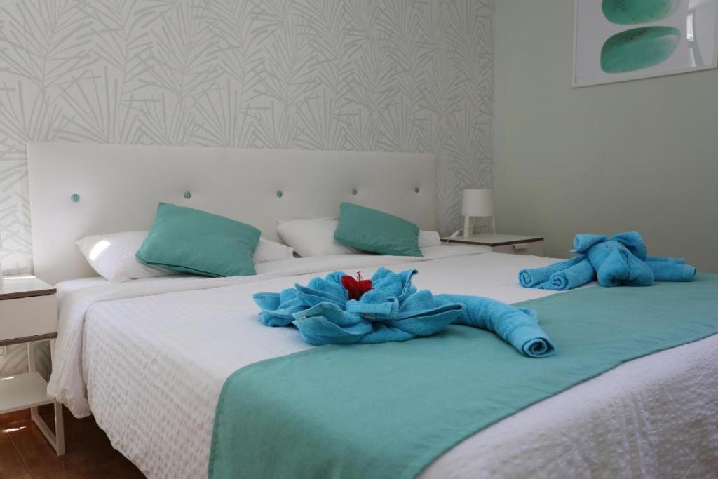 Apartamentos Halley Пуерто Рико Екстериор снимка