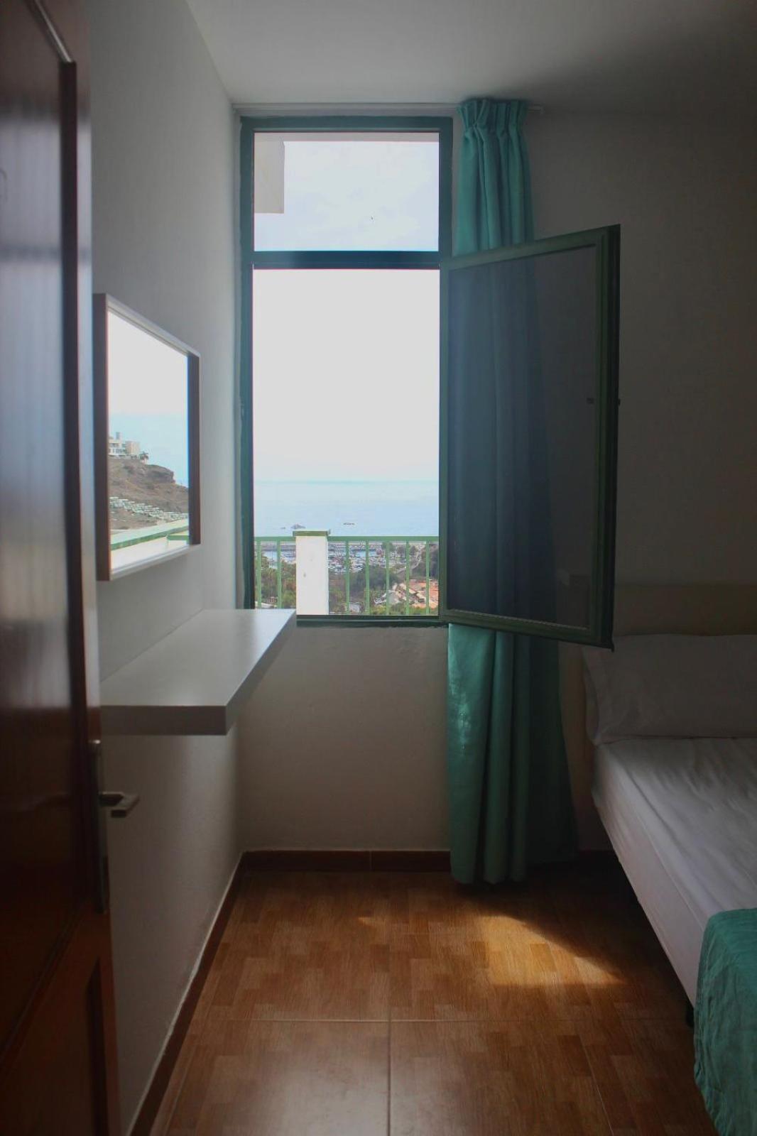 Apartamentos Halley Пуерто Рико Екстериор снимка