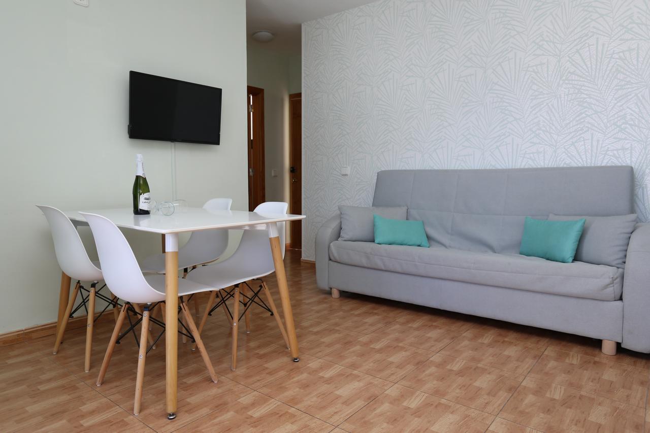 Apartamentos Halley Пуерто Рико Екстериор снимка