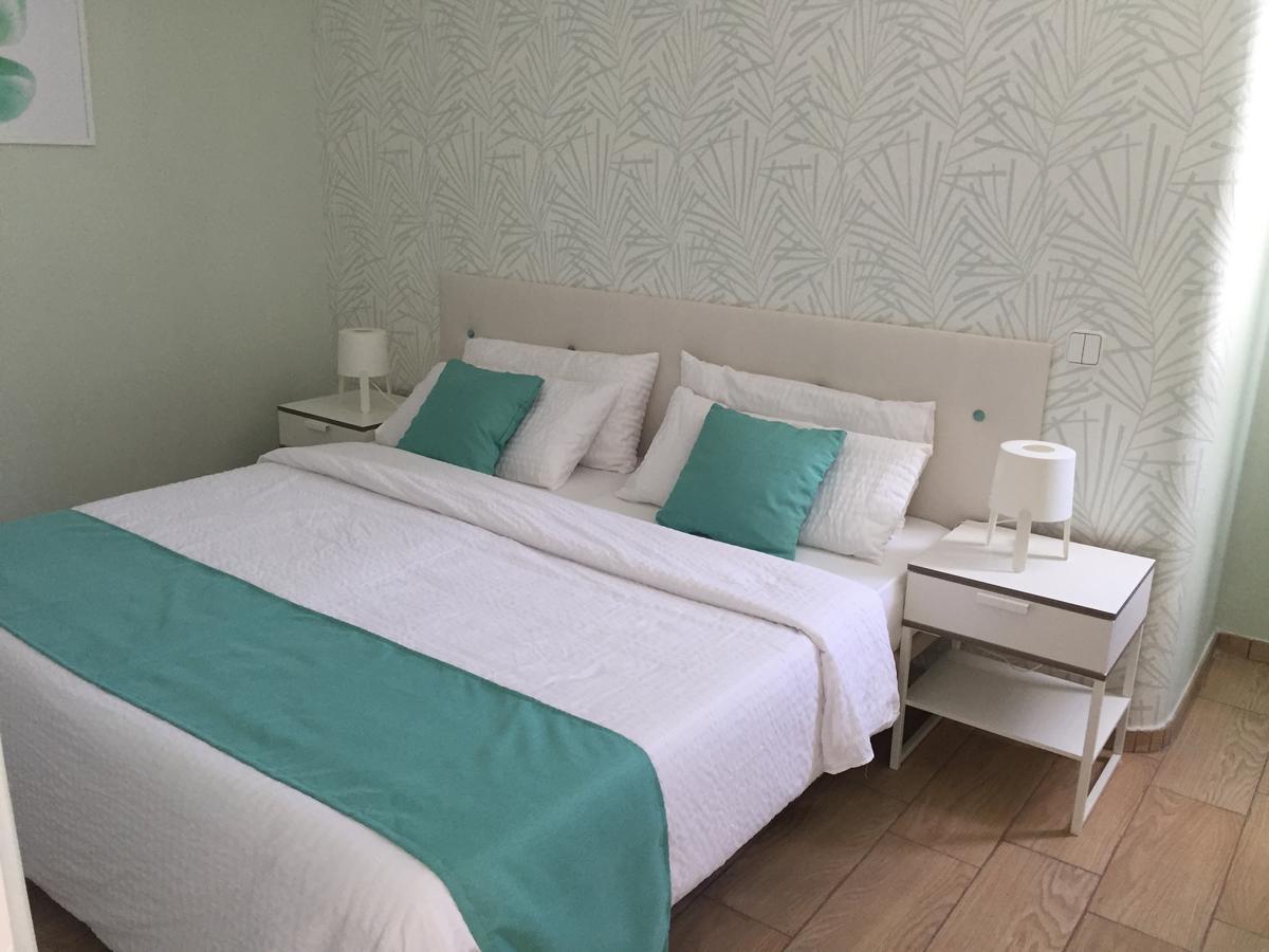 Apartamentos Halley Пуерто Рико Екстериор снимка