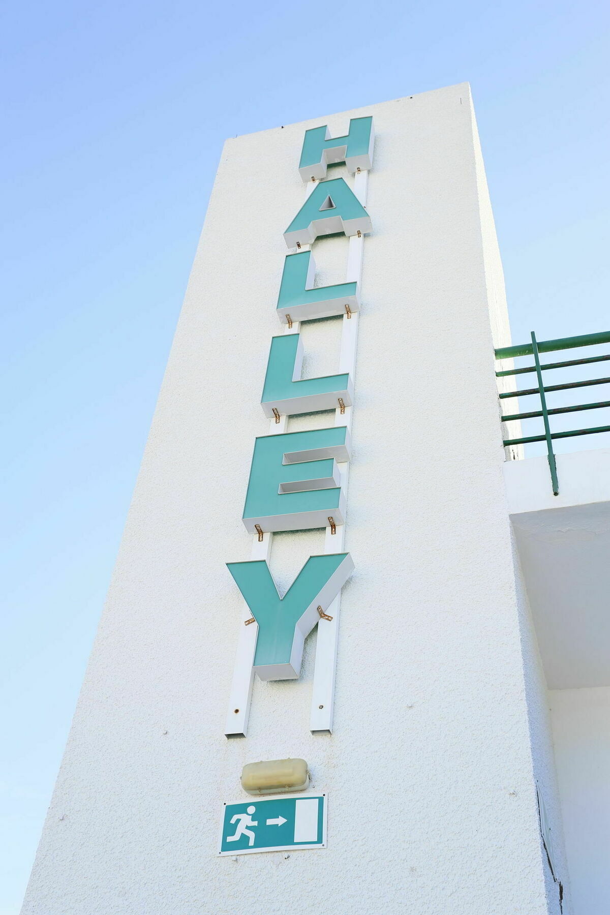 Apartamentos Halley Пуерто Рико Екстериор снимка